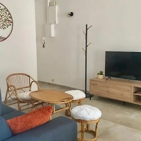Tres Bel F3 Avec Balcon - Fr-1-703-217 Apartmán