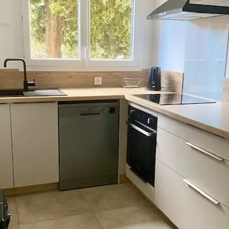 Tres Bel F3 Avec Balcon - Fr-1-703-217 Apartmán